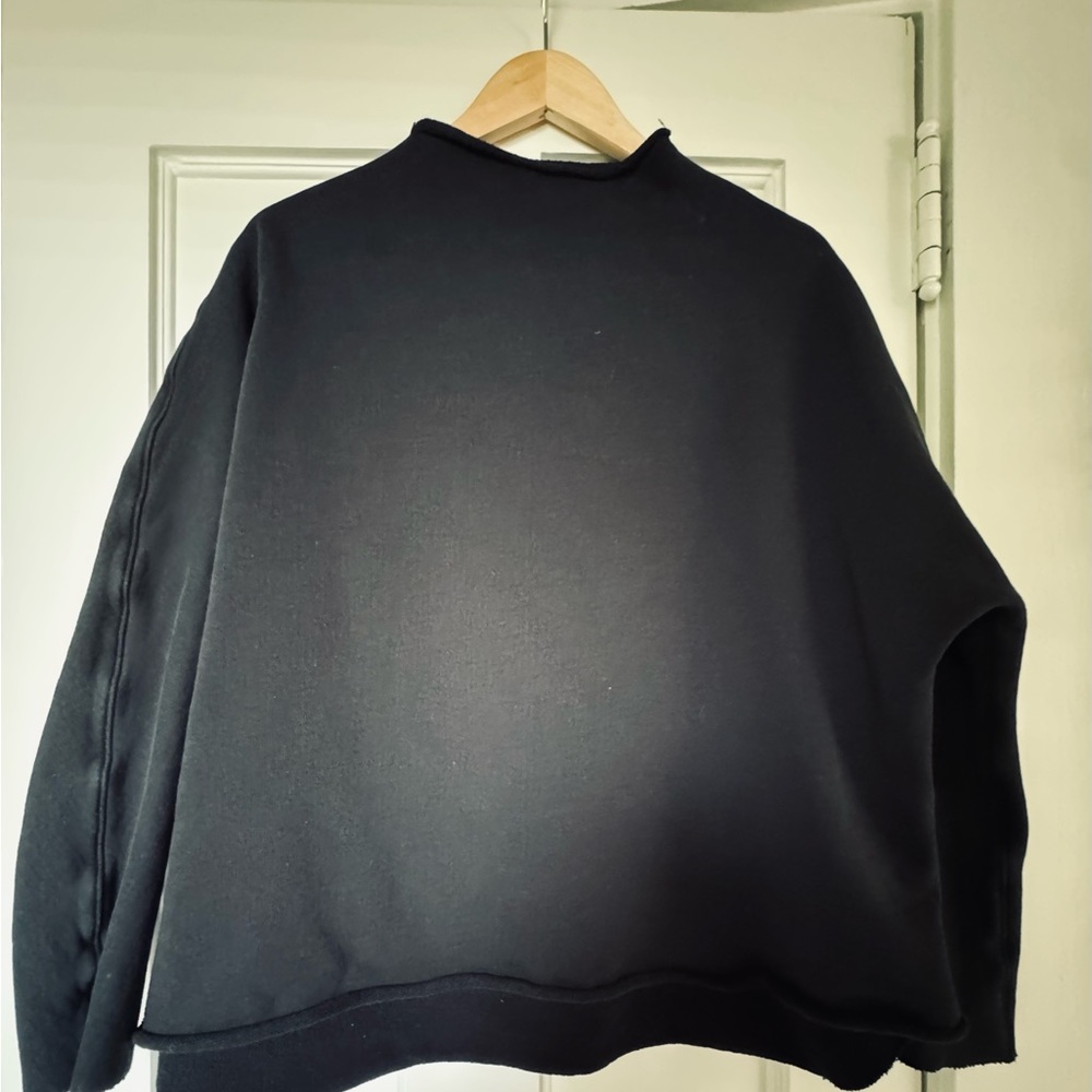 Frank & Eileen Effie long-sleeve Capelet in Black